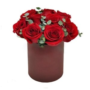 geliu dezute 9 raudonos rozes 9 raudonos rožės gėlės dėžutėse