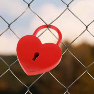 Širdelės formos spynelė