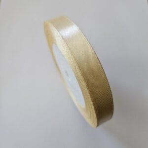 Kreminė atlasinė juostelė 12mm