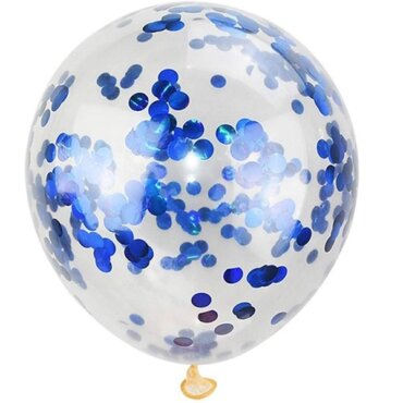 Skaidrus guminis balionas su mėlynais konfeti gimtadienio balionai