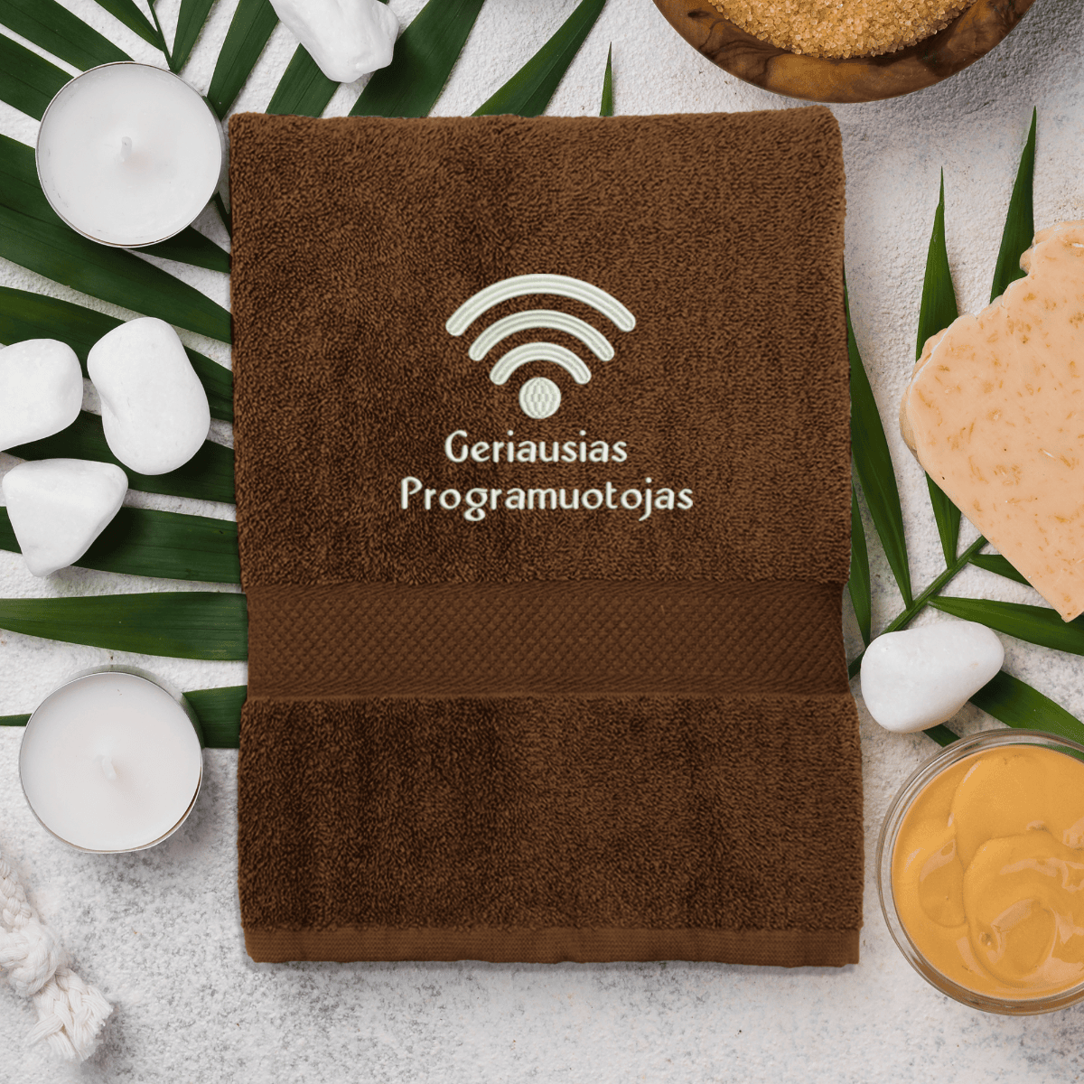 brown-ranksluostis-geriausias-programuotojas-1