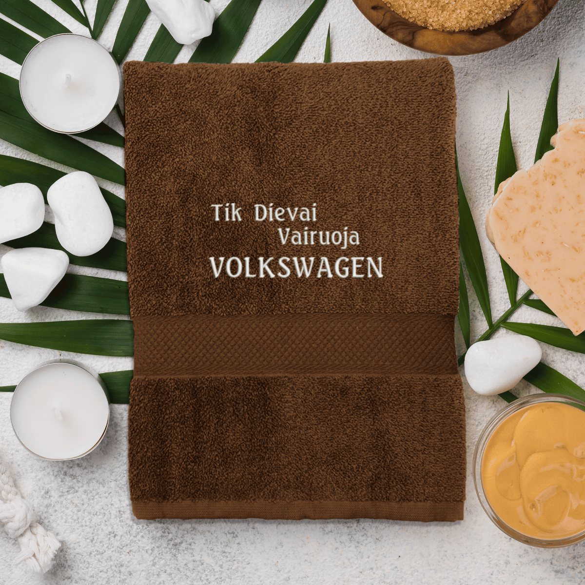 brown-ranksluostis-wolkswagen-1