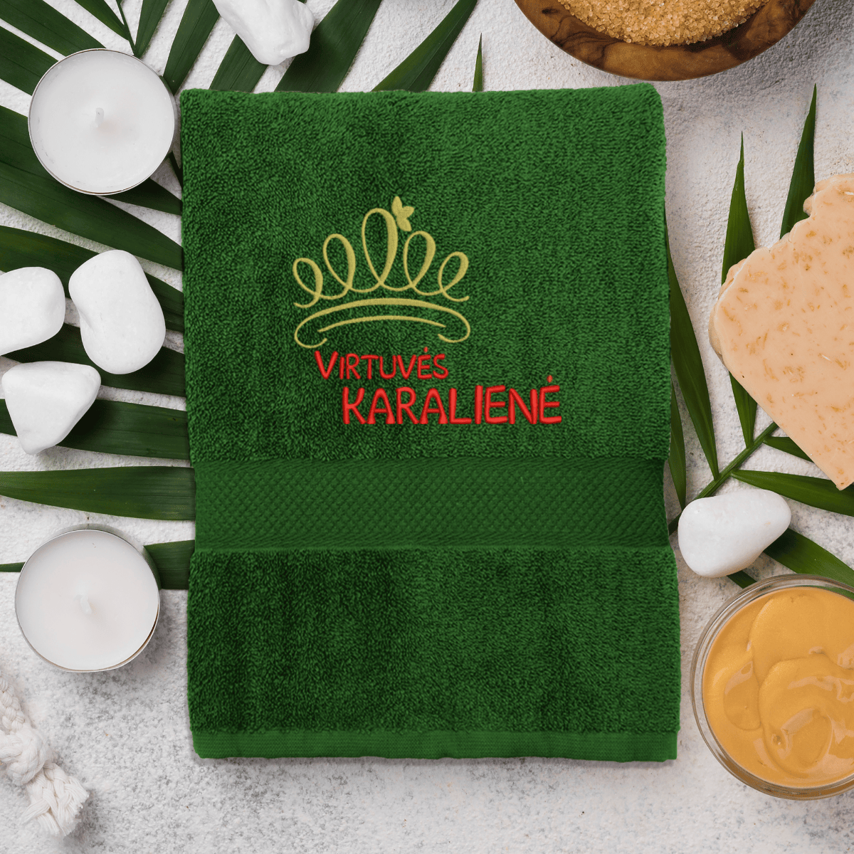 dark-green-ranksluostis-virtuves-karaliene-1