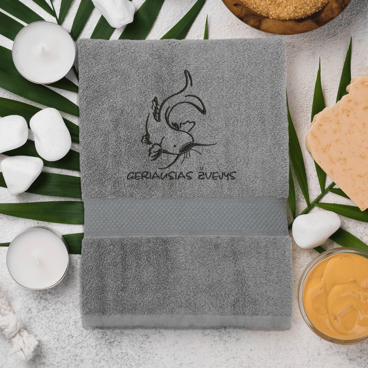 grey-ranksluostis-geriausias-zvejys-2-1