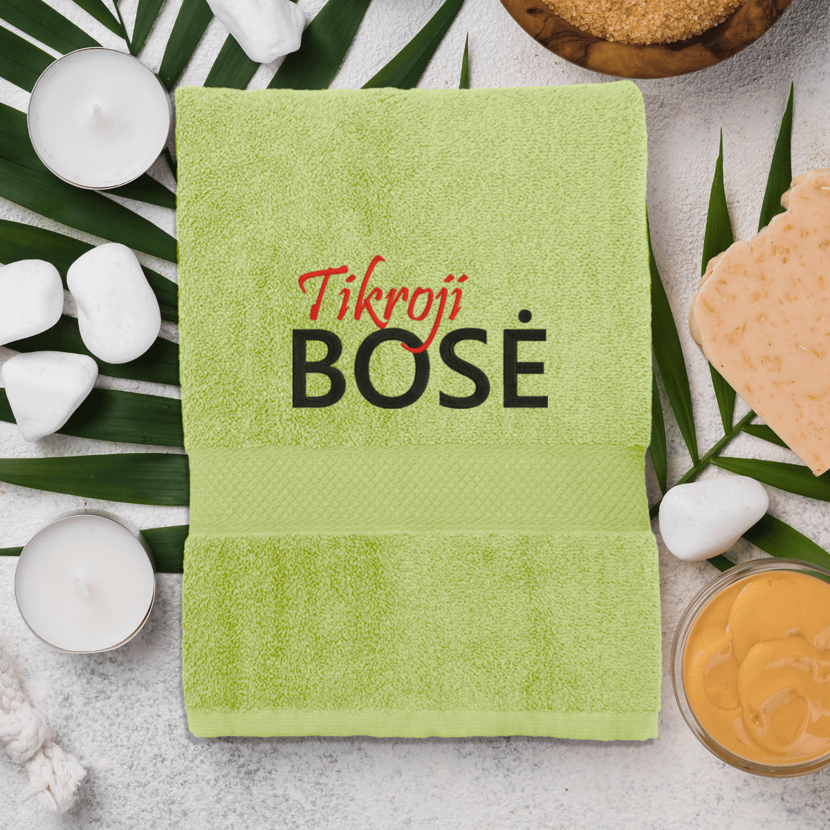 salad-ranksluostis-tikroji-bose-1-1