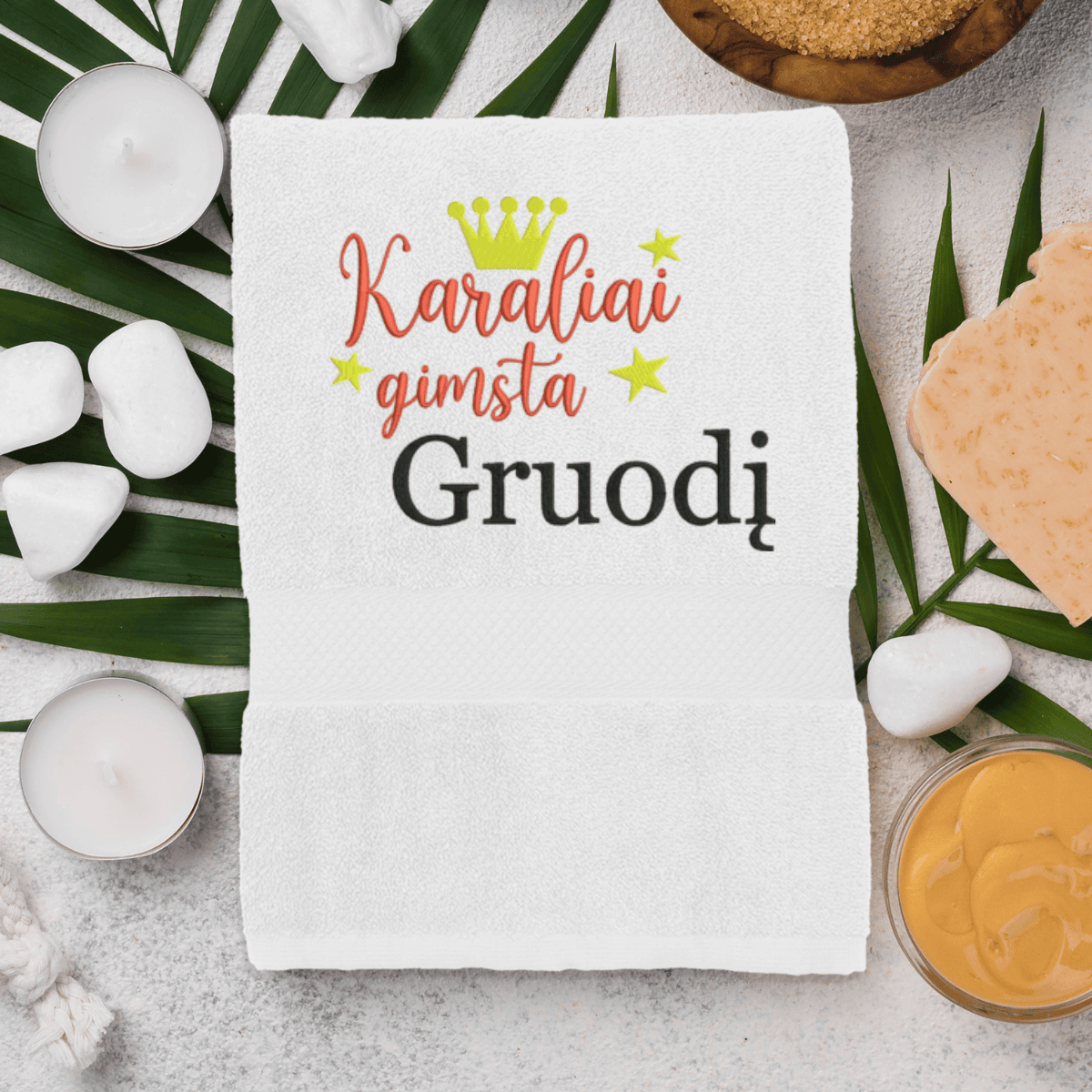 balta-ranksluostis-karaliai-gimsta-gruodi-2-2