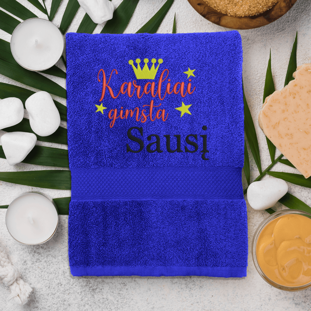 melyna-ranksluostis-karaliai-gimsta-sausi-2