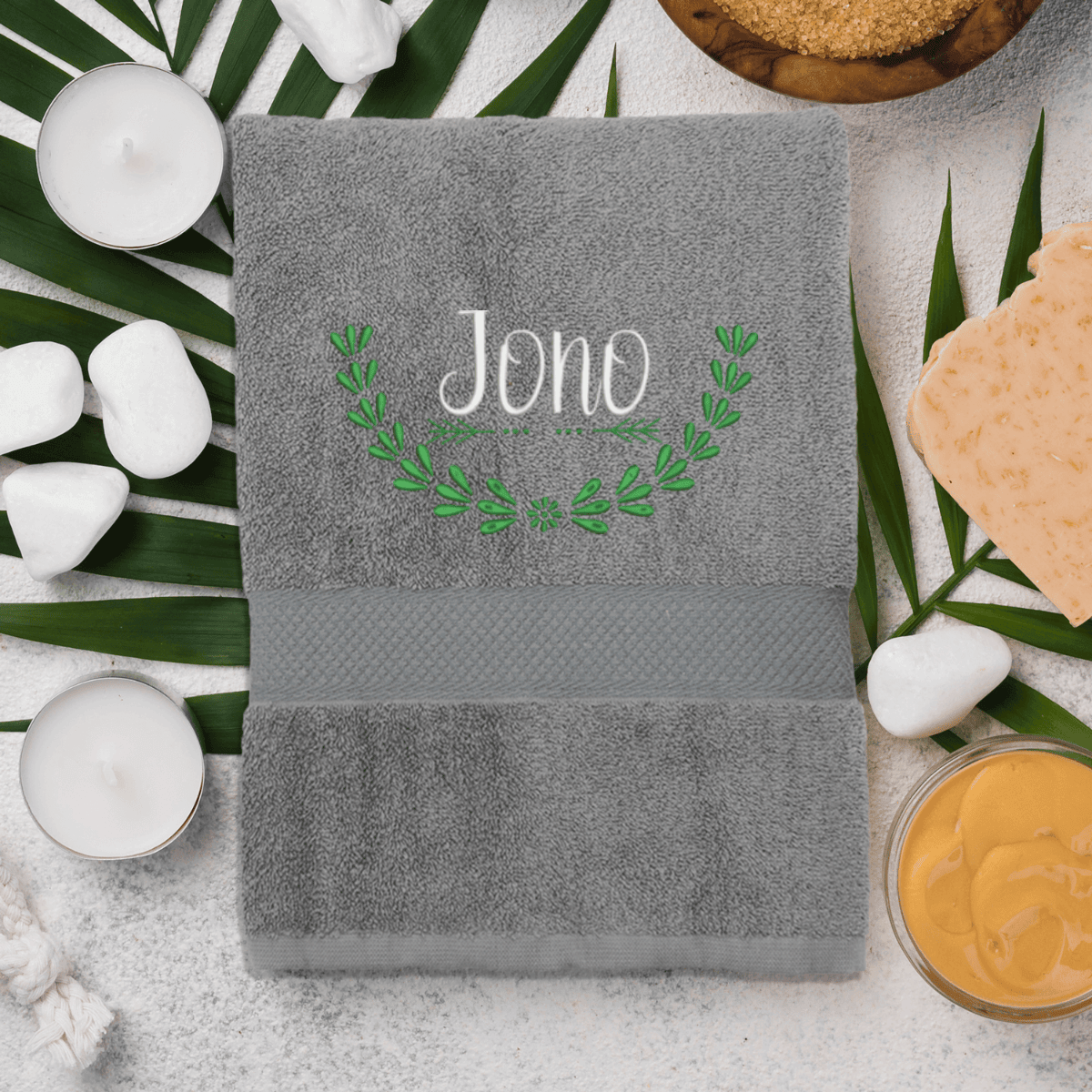 pilka-ranksluostis-jono-2
