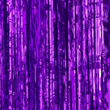 Violetinė užuolaida foto sienelei šventinės dekoracijos