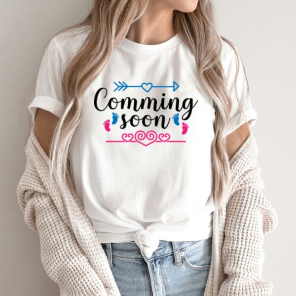Moteriški marškinėliai „Comming Soon“