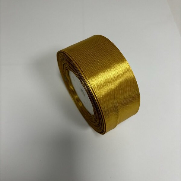 Auksinė 38mm. satino juostelė