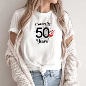 Unisex marškinėliai su spauda „Cheers to 50 Years“