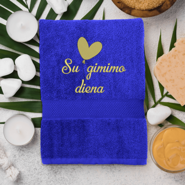 blue-ranksluostis-su-gimimo-diena-2