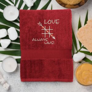 Rankšluostis „Love Wins“