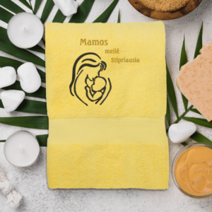 geltona-ranksluostis-mamos-meile
