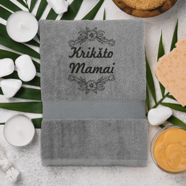 pilka-ranksluostis-kriksto-mamai-3