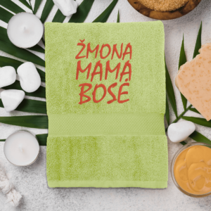 salad-ranksluostis-zmona-mama-bose-2