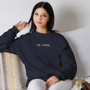 tamsiai-melyna-