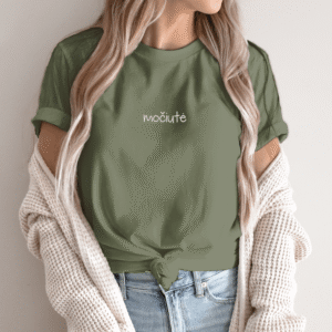 Siuvinėti unisex marškinėliai „močiutei“